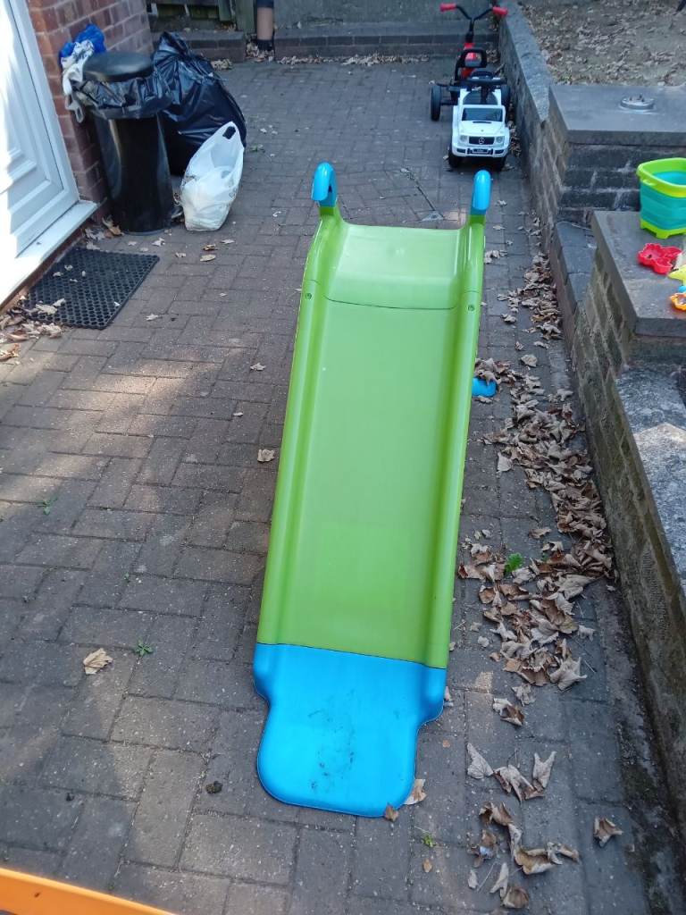 Kids Garden Slide – Green and Blue, Good Condition