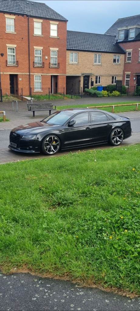 Audi, A8, Saloon, 2015, Semi-Auto, 4134 (cc), 4 doors