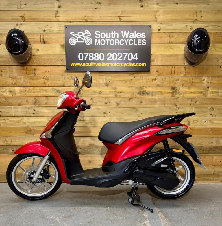 Piaggio Liberty 50cc / 2024 (74) model / JUST 2 MILES