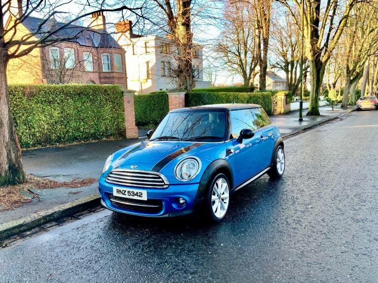 2012 MINI COOPER D £20 ROAD TAX LOW MILES 