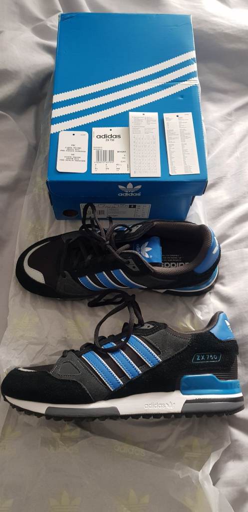 ADIDAS ZX 750 TRAINERS NEW AND BOXED