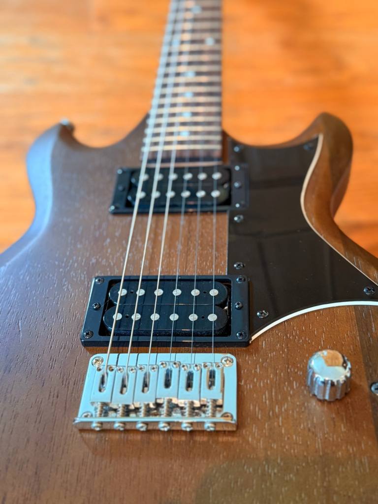 Ibanez Electric Guitar Walnut Flat (Excellent Condition)