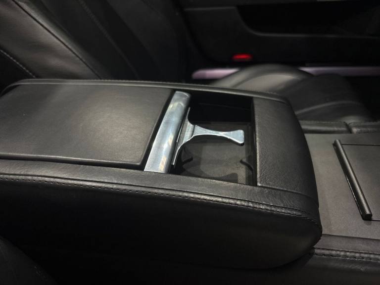 2011 Aston Martin Vantage 4.7 V8 Roadster 2dr Petrol Sportshift Euro 4 (420 bhp) Convertible Petr...