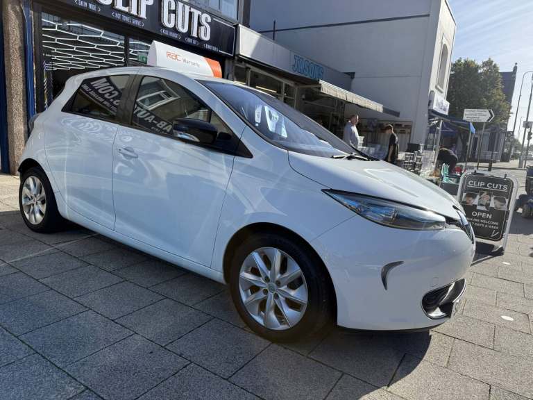 2015 Renault Zoe Dynamique Intens Hatchback Electric Automatic