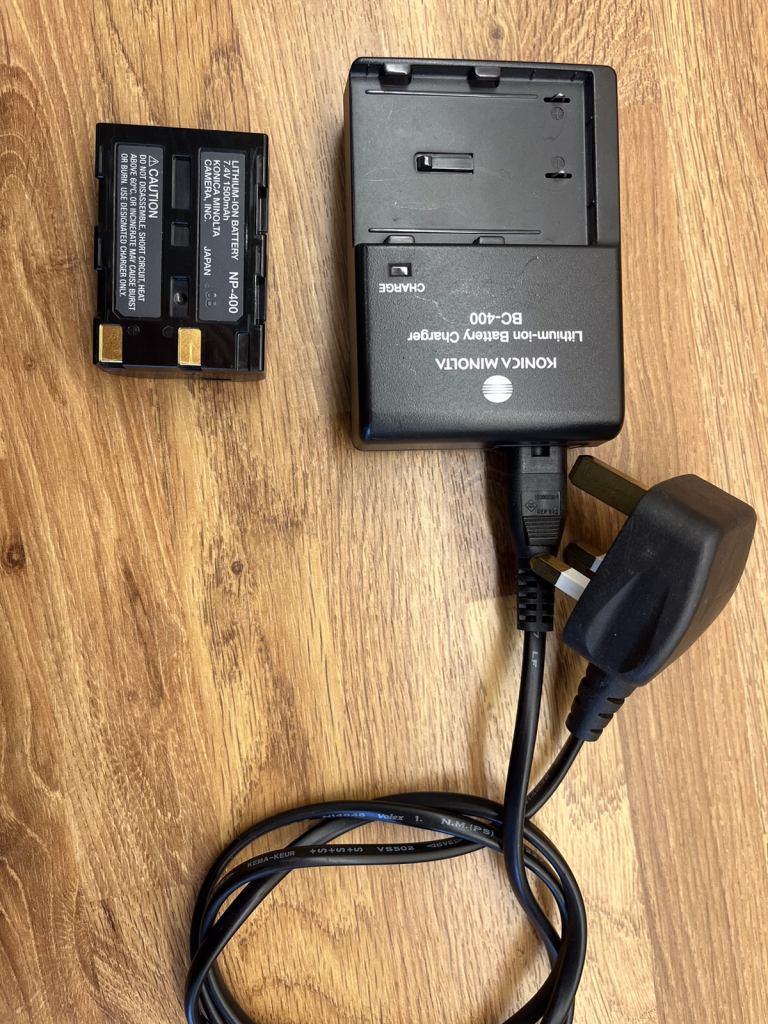 Rechargeable battery and charger for Minolta camera 