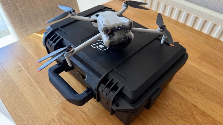 DJI Mini 4 Pro (Fly More Combo)   Six Batteries Cash On Collection / Monster Bundle!