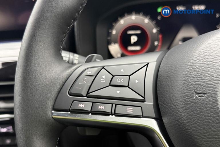 2025 Nissan Juke 1.0 DiG-T Tekna 5dr DCT SUV Petrol Automatic