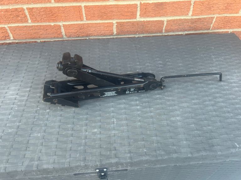 Car jack