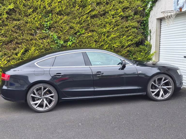 Audi, A5, Hatchback, 2011, Semi-Auto, 1968 (cc), 5 doors