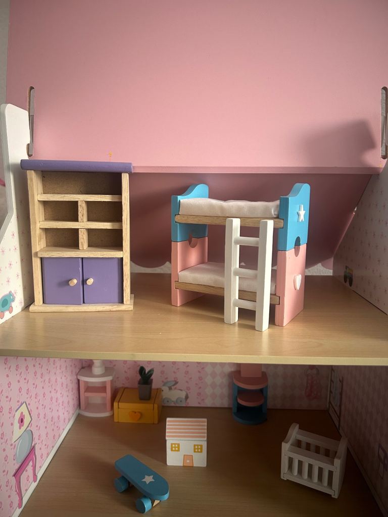 dolls houses for sale