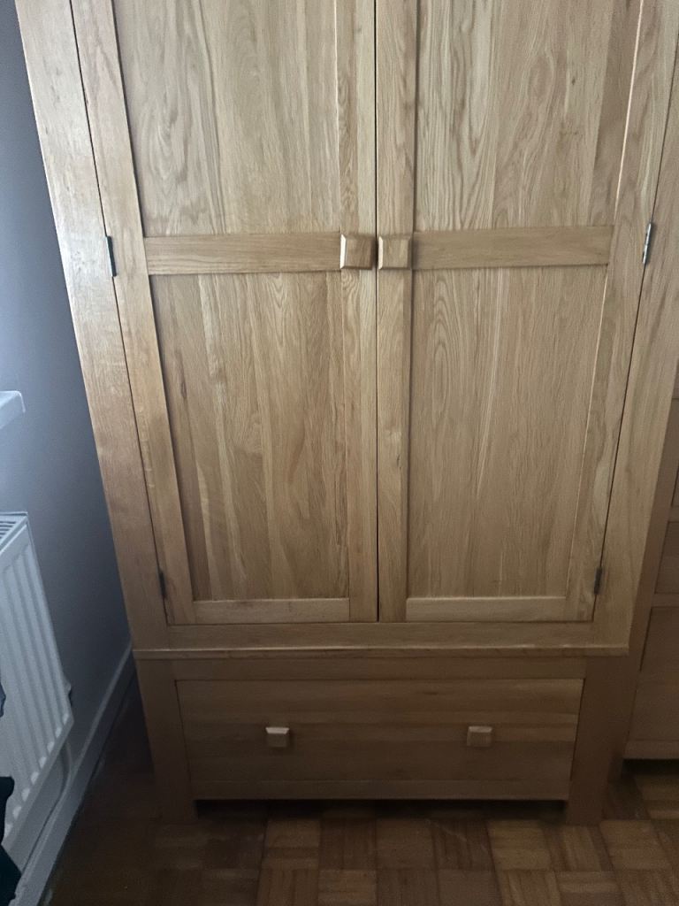 Wardrobe solid oak