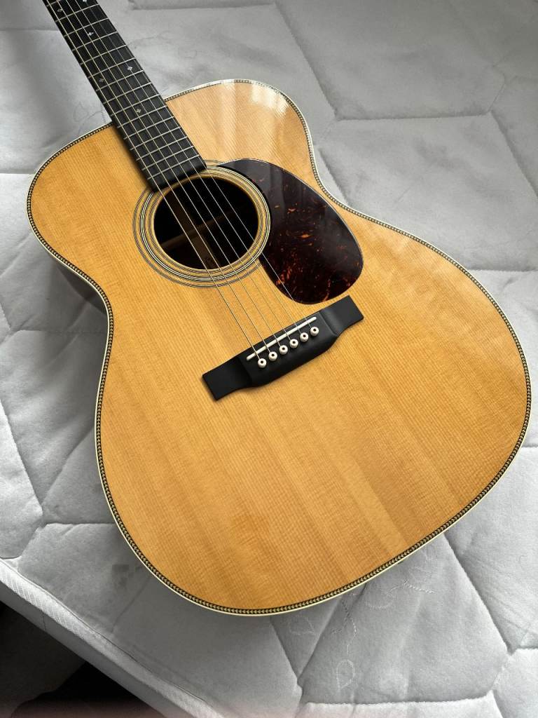 Martin 000-28 Reimagined 2018 - Very good condition with original case