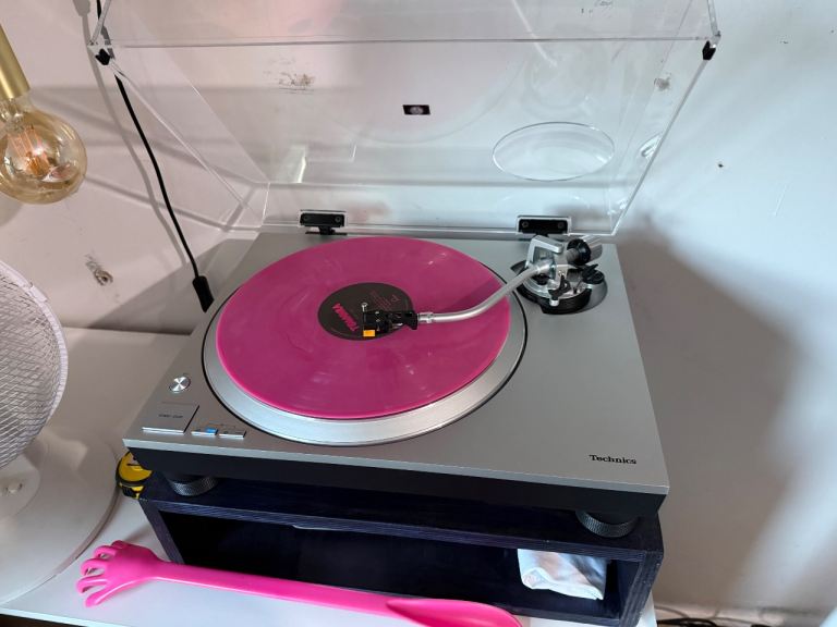 Technics sl1500c silver with nagaoka mp-110 cartridge 