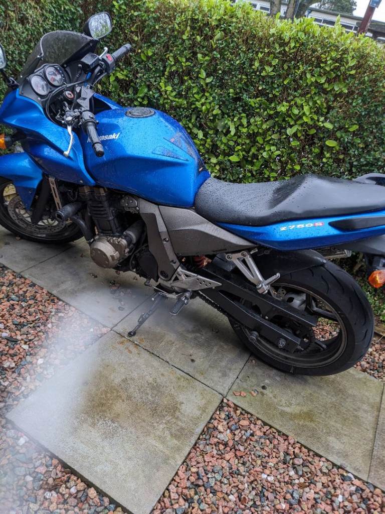 Kawasaki, Z, 2005, 750 (cc)