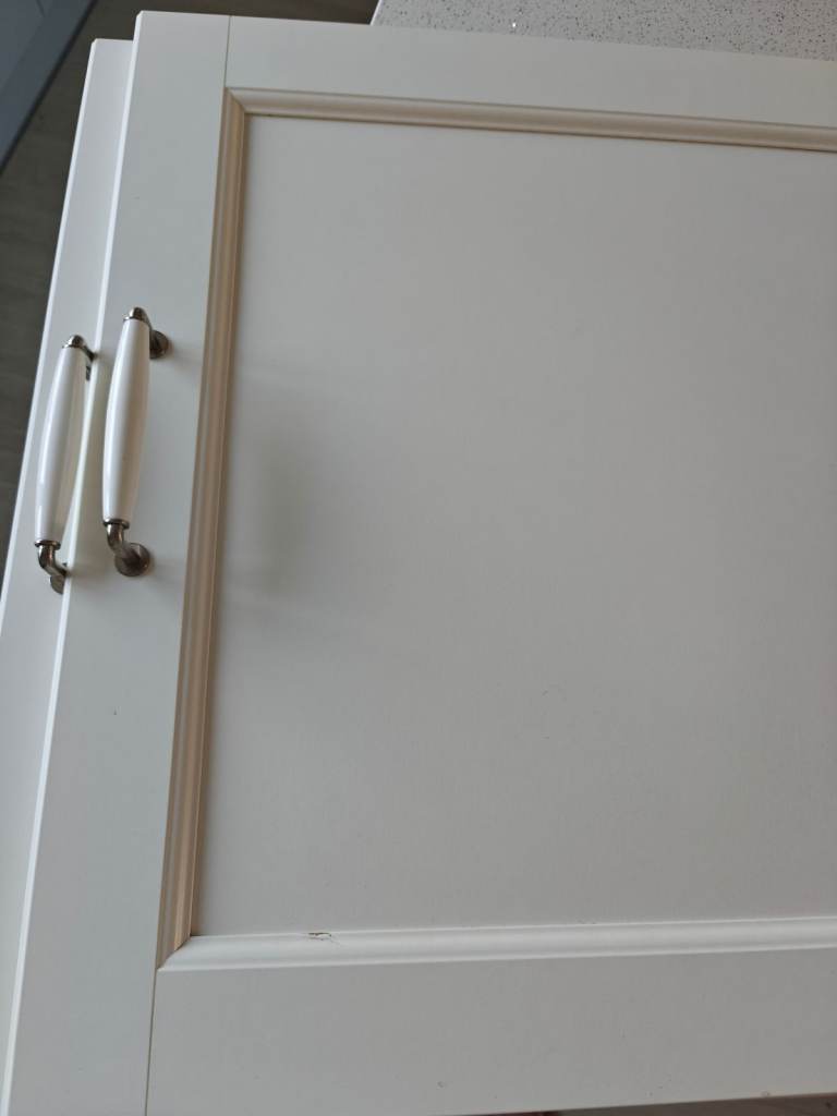 2 Ikea Besta Vassbo Door fronts Handles White Shaker style 