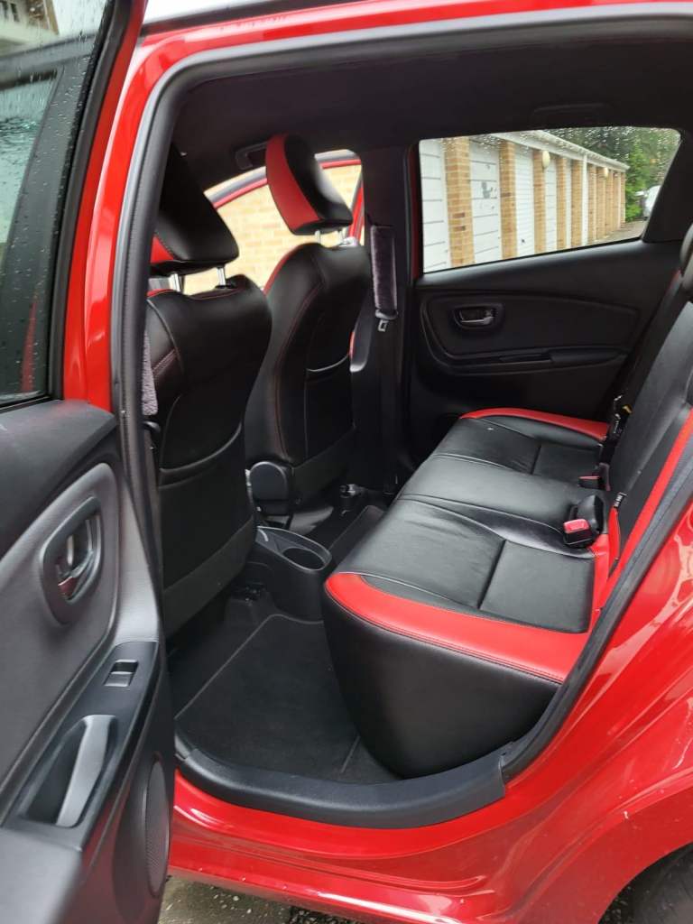 Toyota, YARIS, Hatchback, 2016, Other, 1329 (cc), 5 doors