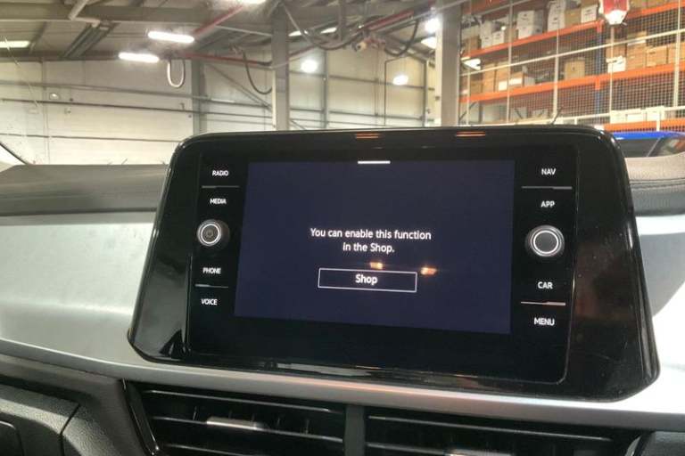 2022 Volkswagen T-Roc 1.5 TSI Life 5dr- Apple Car Play Manual Hatchback Petrol Manual