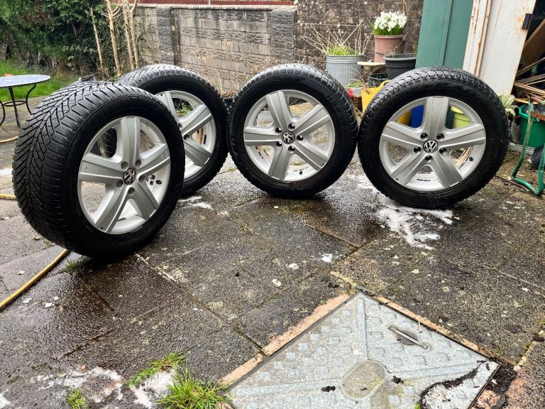 Vw Volkswagen Caravelle 17 inch alloy wheels