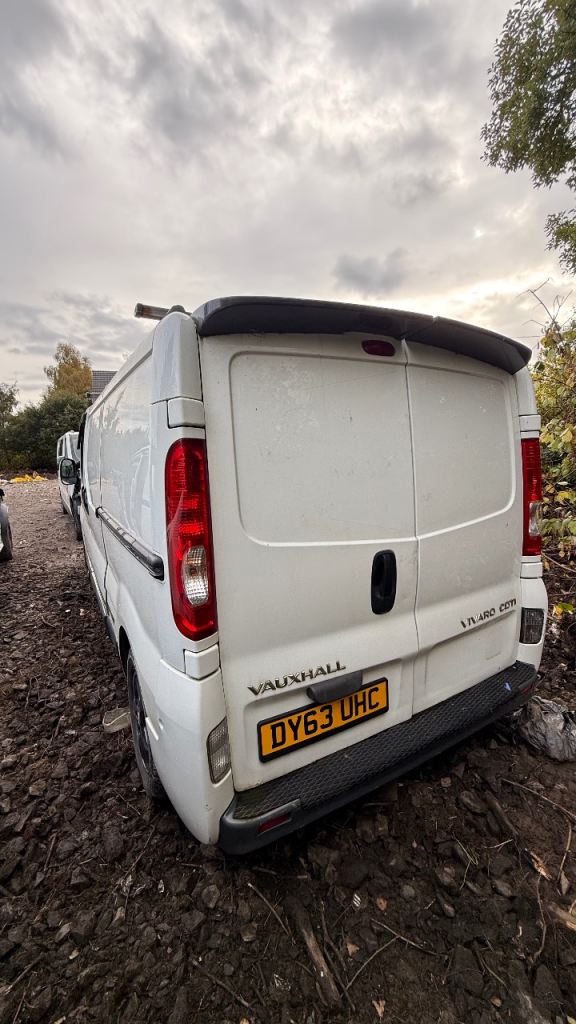 Vivaro, Renault breaking all parts 
