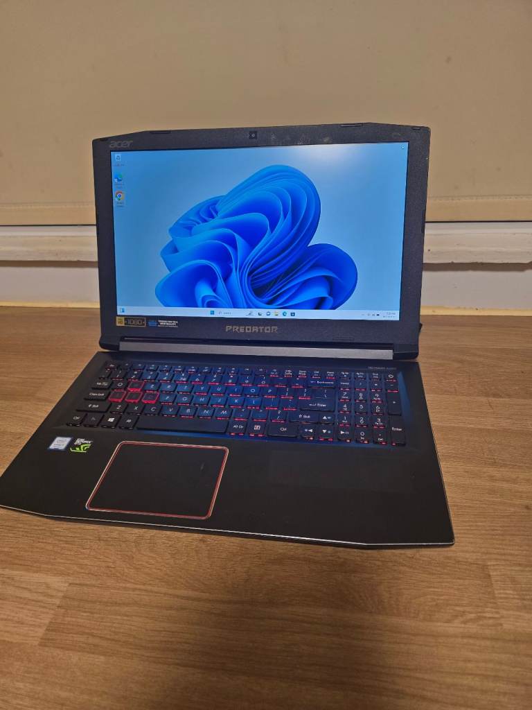 Acer predator gaming laptop i7 16gb ram 256gb ssd +1tb hdd 