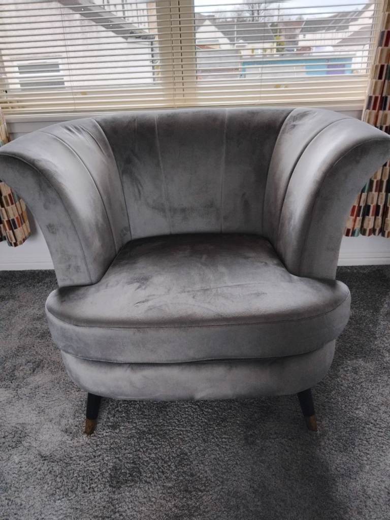 Grey Upholstered Velvet Loretta Scalloped Chair