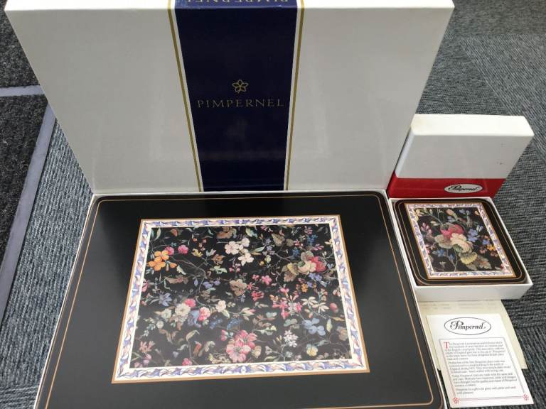 Table place mat and coaster set - Debenhams New 