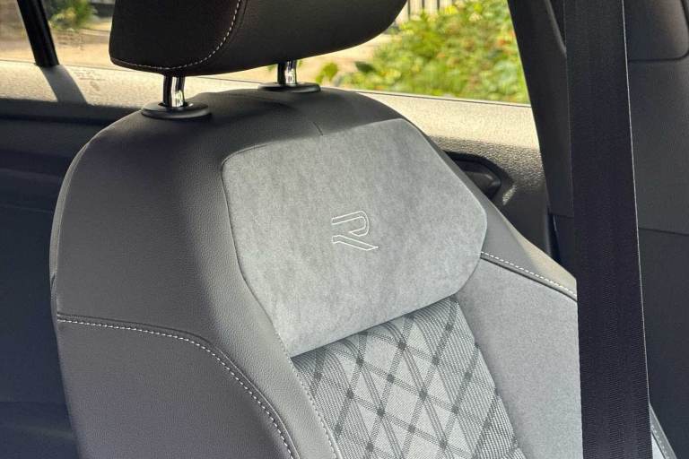 2025 Volkswagen T-Roc 1.5 TSI R-Line 5dr DSG SUV Petrol Automatic