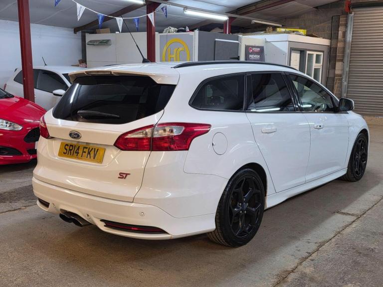 FORD FOCUS 2.0T EcoBoost ST-3 Euro 5 (s/s) 5dr 2014