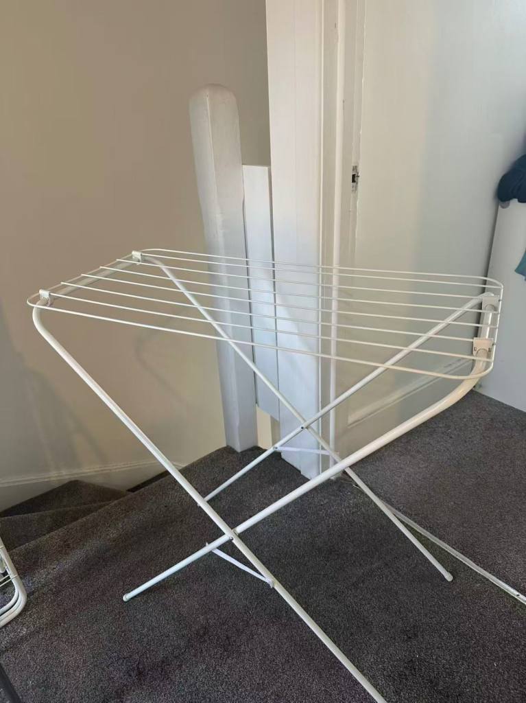 Folding Clothes Drying Rack / Clothes Airer – Good Condition