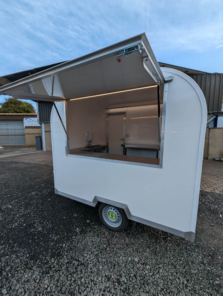 8' Catering Trailers