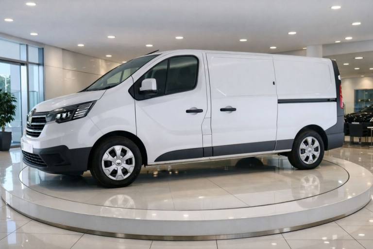 2023 23 RENAULT TRAFIC 2.0 DCI BLUE SL28 BUSINESS PANEL VAN  L1 SWB * AIR CON 1 