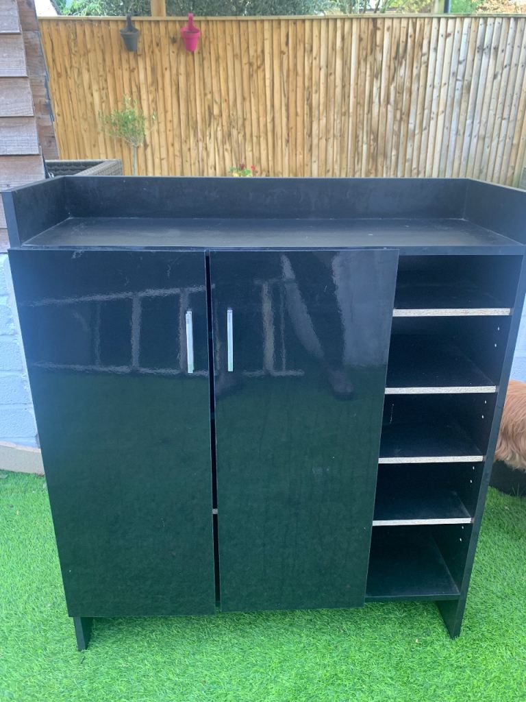 Free - shoe cabinet 