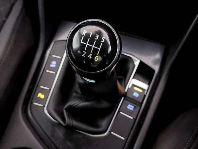 2017 Volkswagen Tiguan 2.0 TDI SE Navigation Euro 6 (s/s) 5dr Manual SUV Diesel Manual