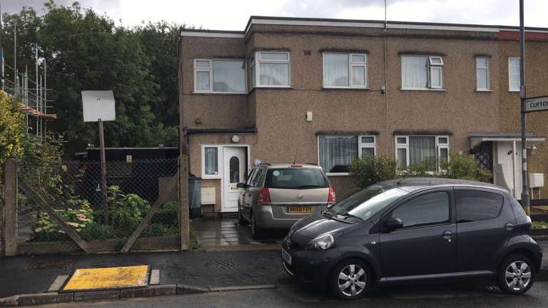 1 Fernside Avenue, Feltham, TW13 7BJ