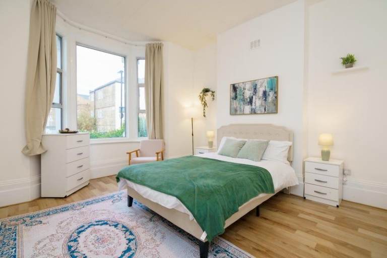2  Stylish  Rooms in West Hampstead 🔥