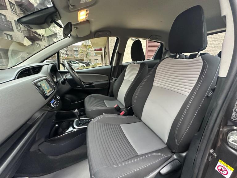 2017 Toyota Yaris 1.5 VVT-h Icon E-CVT Euro 6 (s/s) 5dr HATCHBACK Petrol/Electric Hybrid Automatic