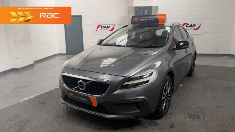 2017 Volvo V40 D2 [120] Cross Country Nav Plus 5dr HATCHBACK DIESEL Manual