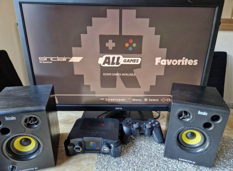 Odroid64 XU4 OGST N64 style Case w. LCD Screen, 60,000 Games, 2 Wireless Controllers