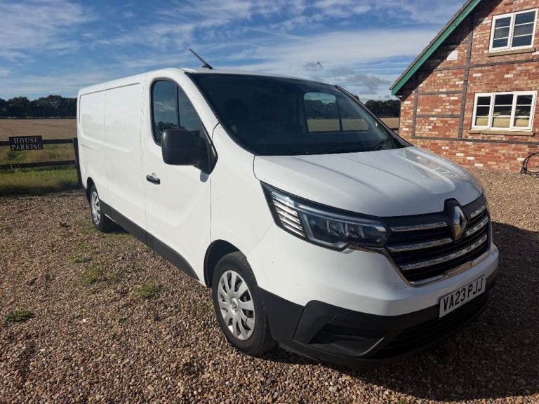 Renault, TRAFIC, Panel Van, 2023, Manual, 1997 (cc)