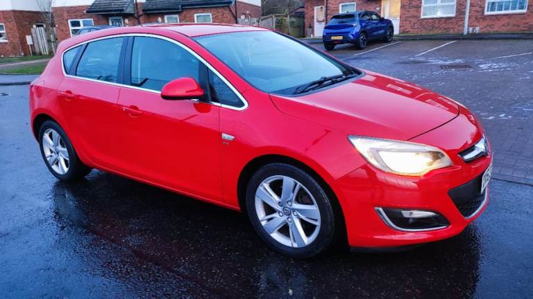 Vauxhall, ASTRA, Hatchback, 2013, Manual, 1956 (cc), 5 doors