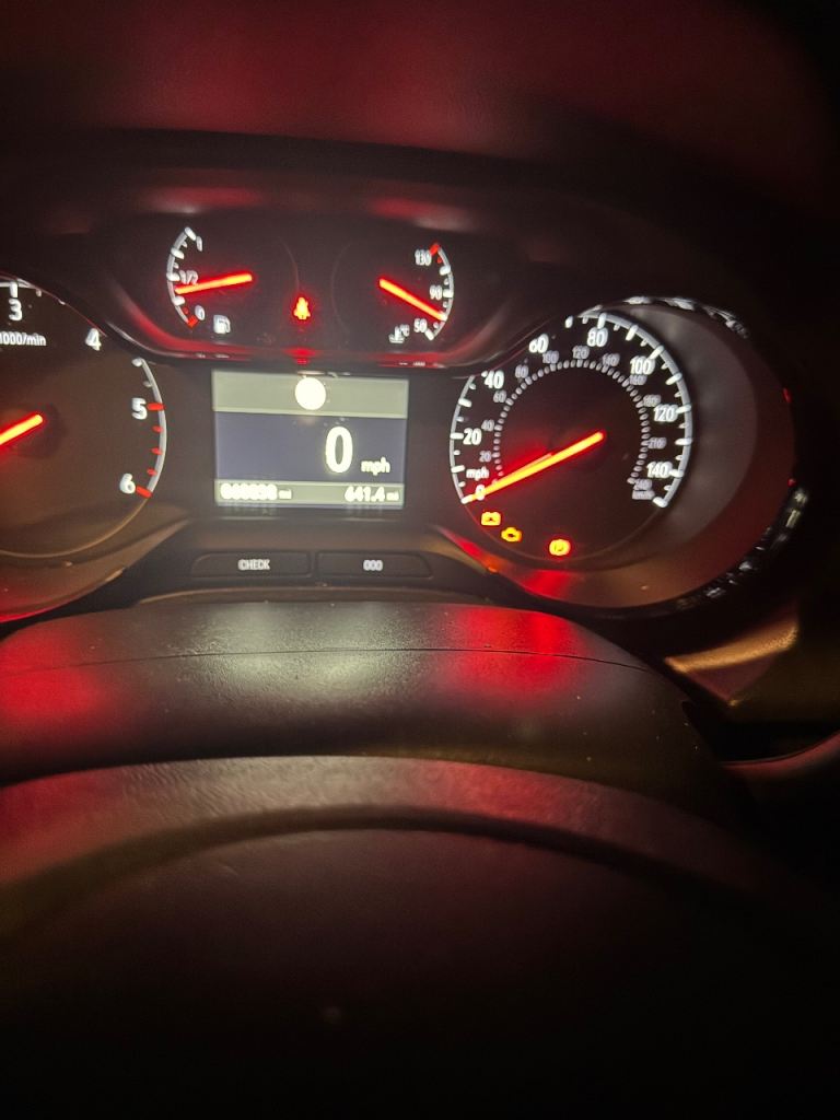 Vauxhall, GRANDLAND X, Hatchback, 2018, Manual, 1560 (cc), 5 doors