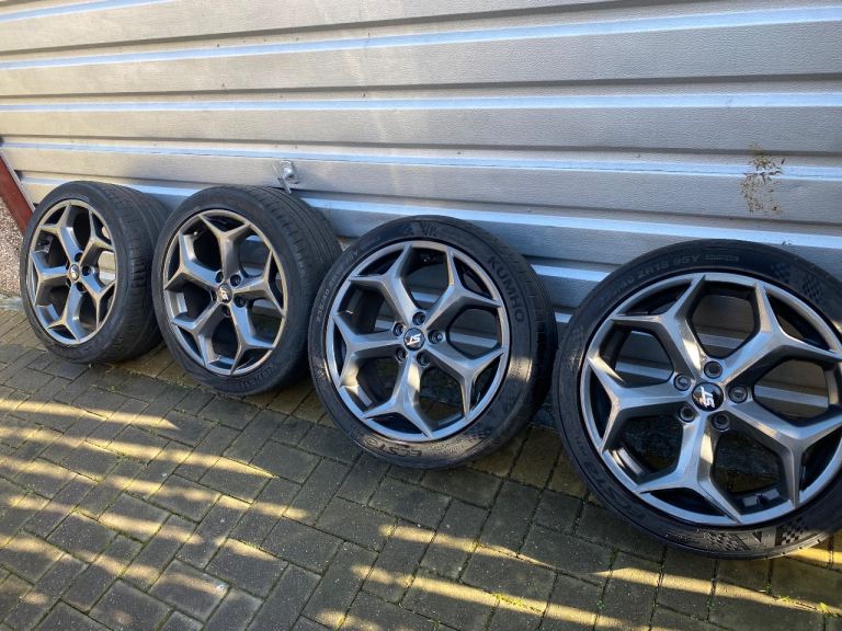 Focus st mk3 alloys