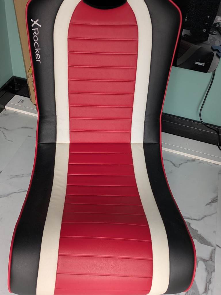 XRocker Gaming Chair - Red, Black & White, Good Condition