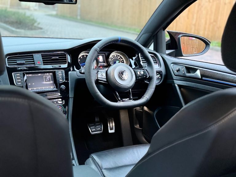 Volkswagen, GOLF, Hatchback, 2014, Semi-Auto, 1984 (cc), 5 doors