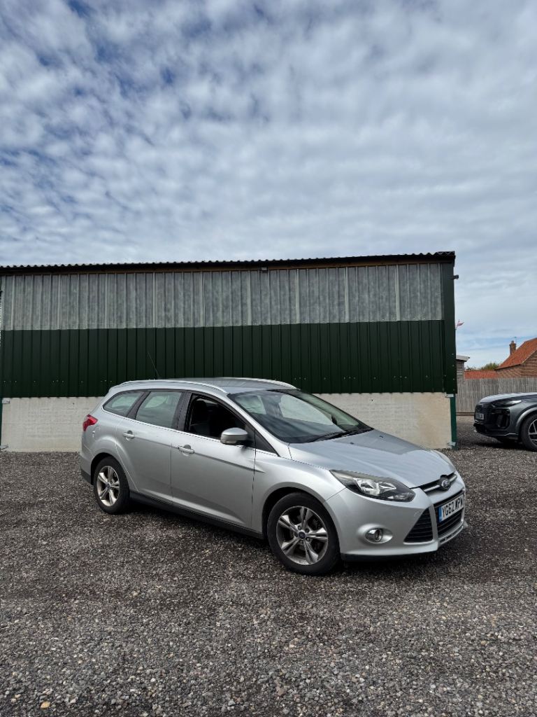 Ford, FOCUS, Estate, 2012, Manual, 1560 (cc), 5 doors
