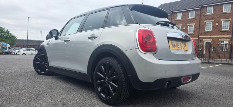 2016 MINI Hatch 1.5 Cooper 5dr HATCHBACK Petrol Manual