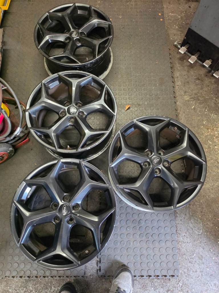 Ford focus st3 alloys