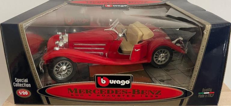 Bburago Mercedes-Benz 500K Roadster 1936 Diecast Model Car