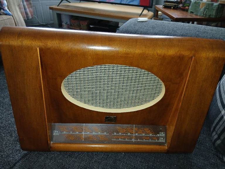 Vintage Radio - HMV 1122 VGC