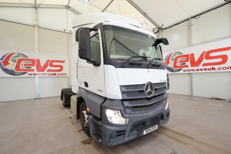 2014 (14 PLATE) Mercedes Benz ACTROS 1840 4x2 Euro 6 Tractor Units